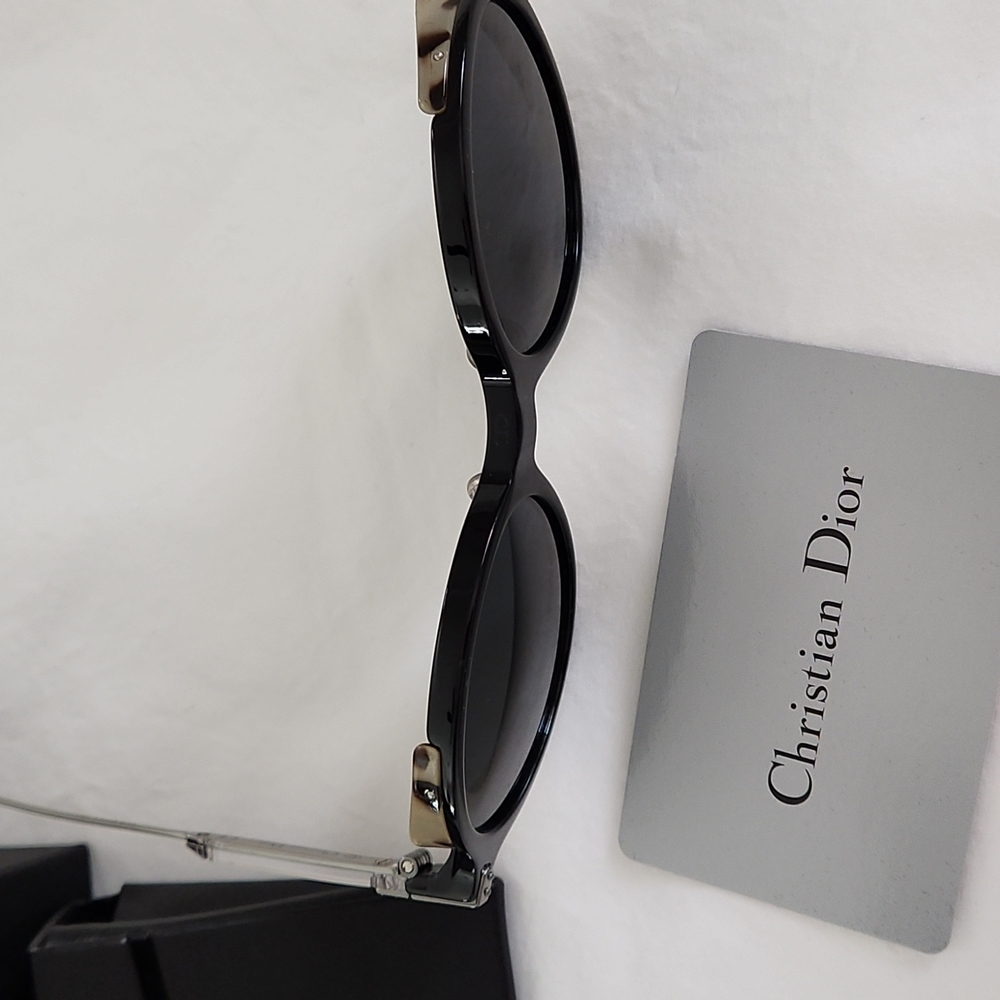 Christian Dior Sunglasses - Picture 3 of 5